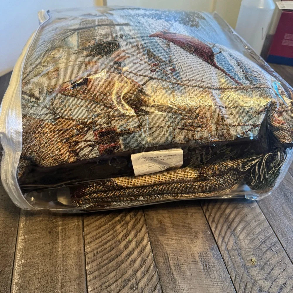 Northcrest Winter Christmas Cardinal Bird Tapestry Throw  Blanket Pillow Set New